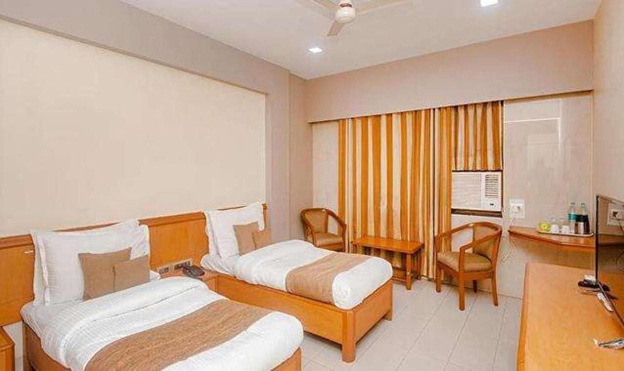 Bhiwandi Fabhotel Ashok Tuliip المظهر الخارجي الصورة